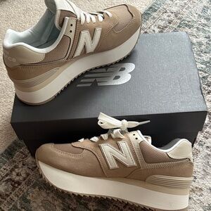 New Balance Women's Beige and White Sneakers